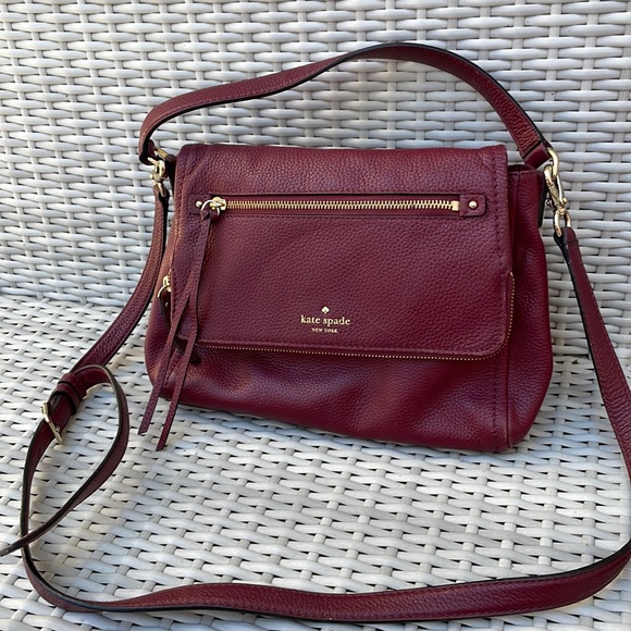 Kate Spade "Carlson" Burgundy Pebbled Leather 2 Way Handbag - Picture 2 of 13